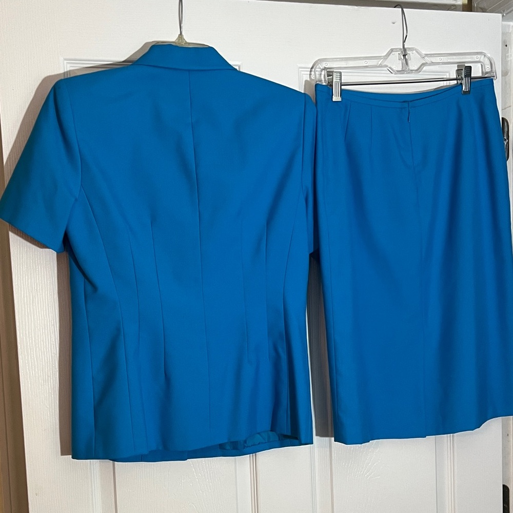 Le Suit Vibrant Blue Skirt Set - Picture 2 of 2